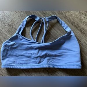 Lululemon free to be bra size 6